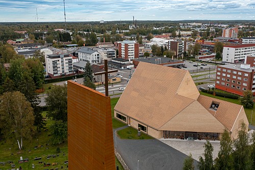 Toimitila- ja liikerakentaminen